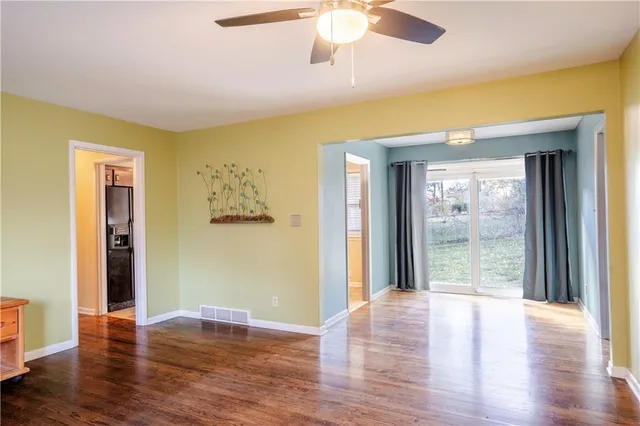 $300,000 | 9702 Eby Street, Overland Park, KS 66212