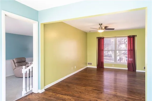 $300,000 | 9702 Eby Street, Overland Park, KS 66212