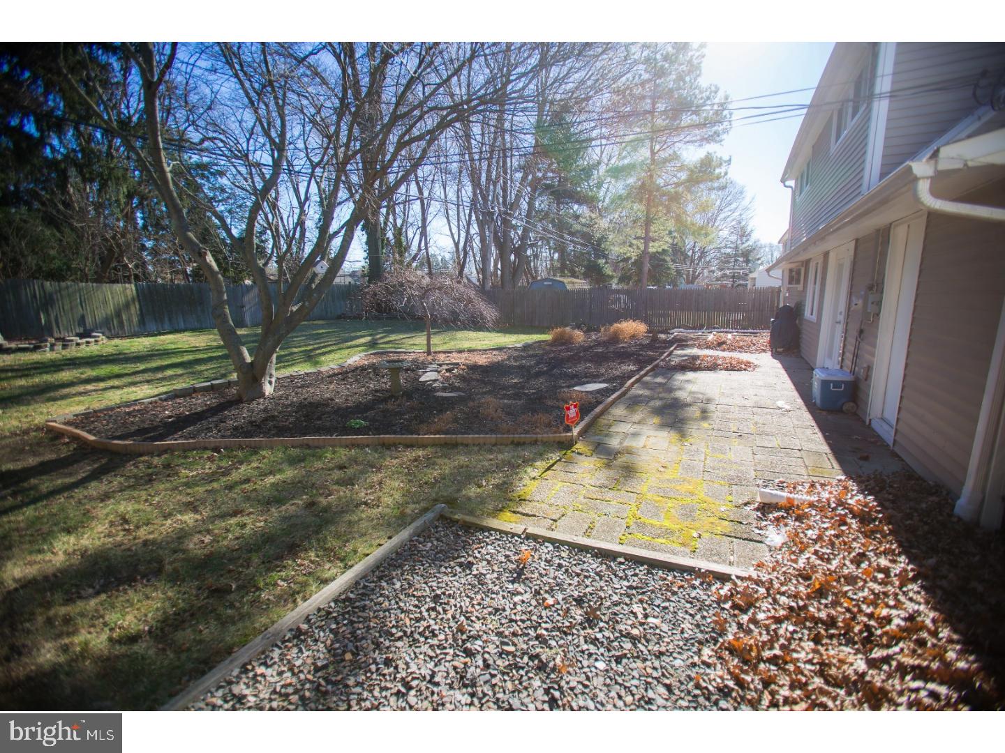 98 Hollow Road Levittown, PA 19056 - Photo 24 of 25 Gallery Image 24