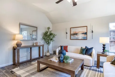 $525,000 | 10814 Spring Lake Road, Frisco, TX 75035