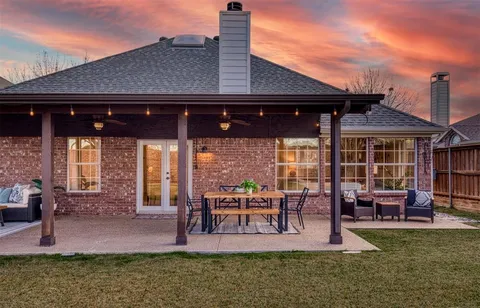 $525,000 | 10814 Spring Lake Road, Frisco, TX 75035