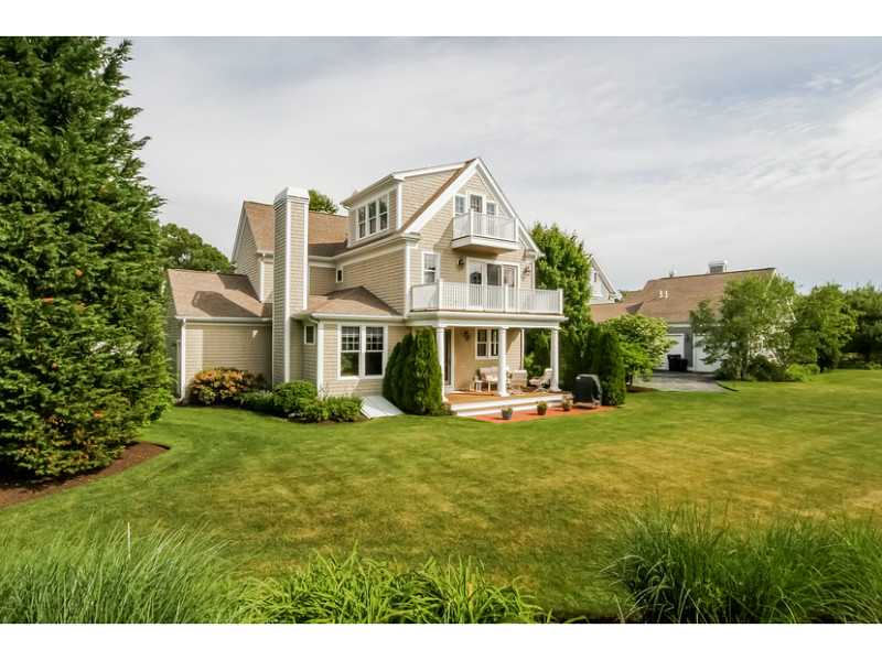 425 Wickford Point Road North Kingstown, RI 02852 - Photo 3 of 25 Exterior Back.