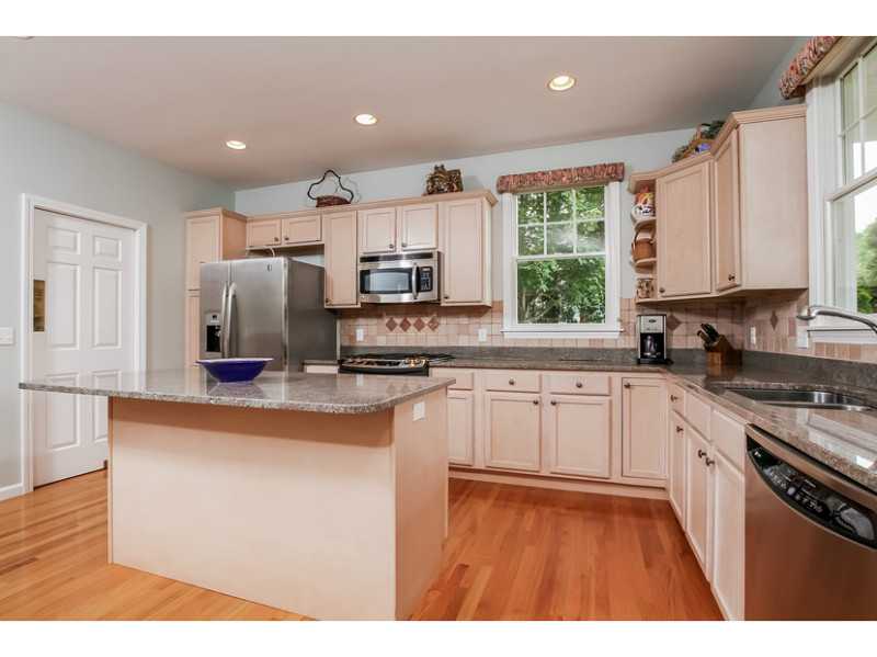 425 Wickford Point Road North Kingstown, RI 02852 - Photo 8 of 25 Kitchen.