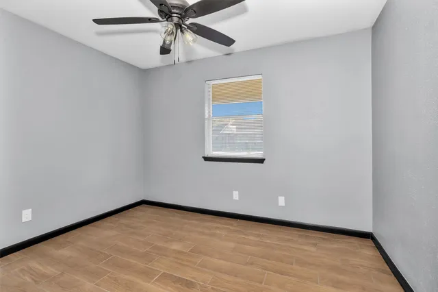 $1,450 | 1121 Lovett Street, Tomball, TX 77375