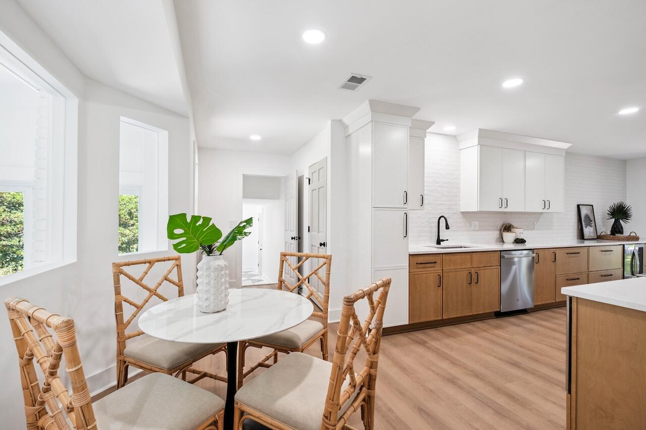 1014 Royalist Road Mount Pleasant, SC 29464 - Photo 10 of 43 1014RoyalistRd-JTPhoto-024