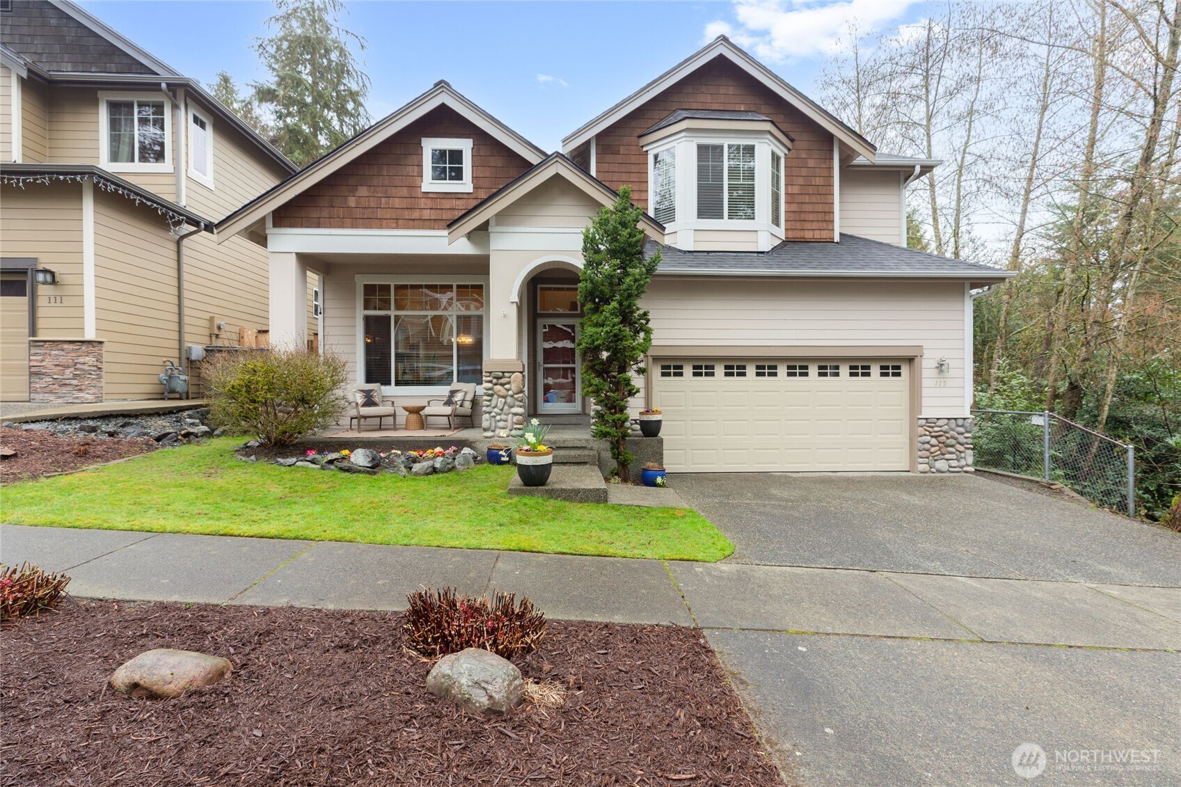 115 170th Street Southeast Bothell, WA 98012 - Photo 2 of 35