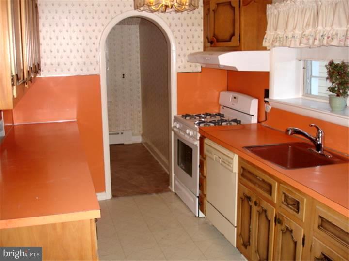23 Baily Road Yeadon, PA 19050 - Photo 7 of 15 Gallery Image 7