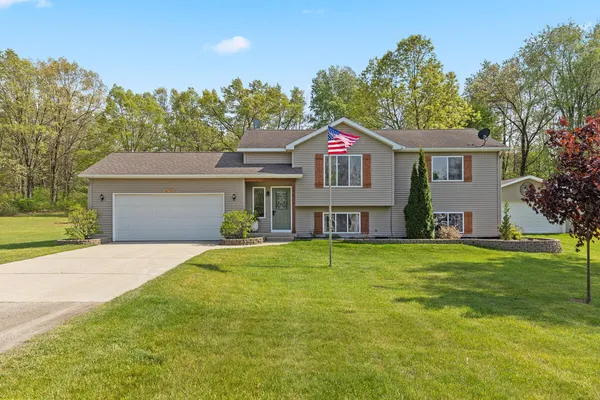 $379,900 | 4710 Flat River Trail, Belding, MI 48809