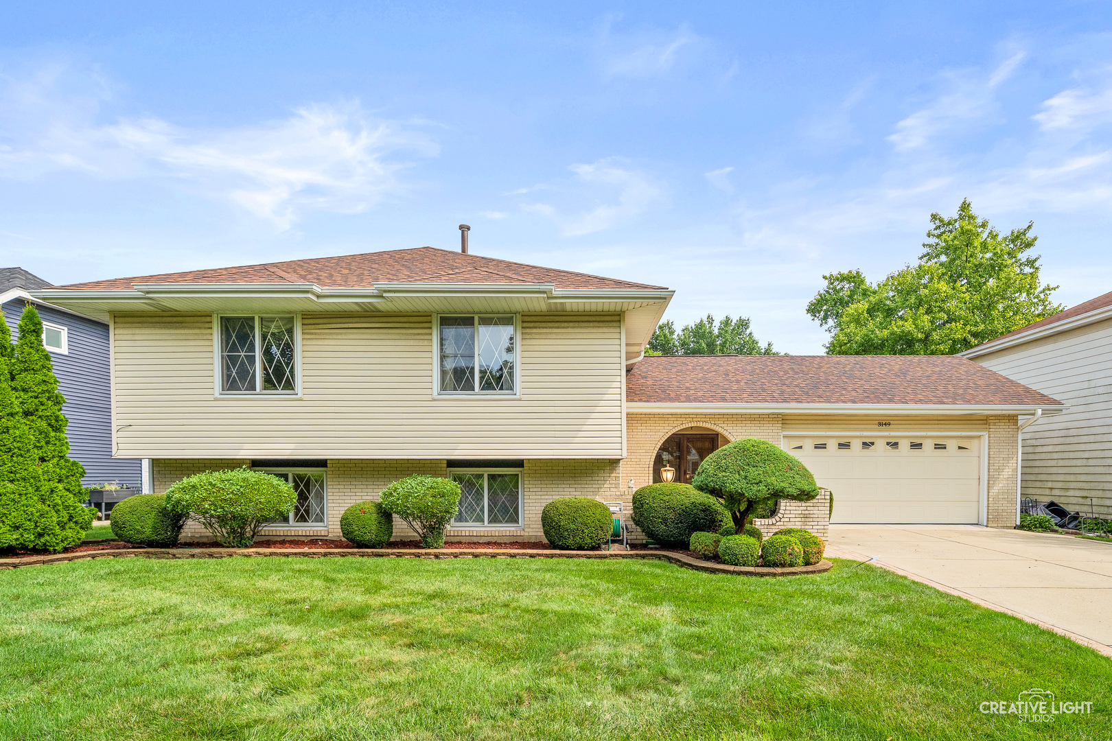 3149 Venard Road Downers Grove, IL 60515 - Photo 2 of 45 Gallery Image 2
