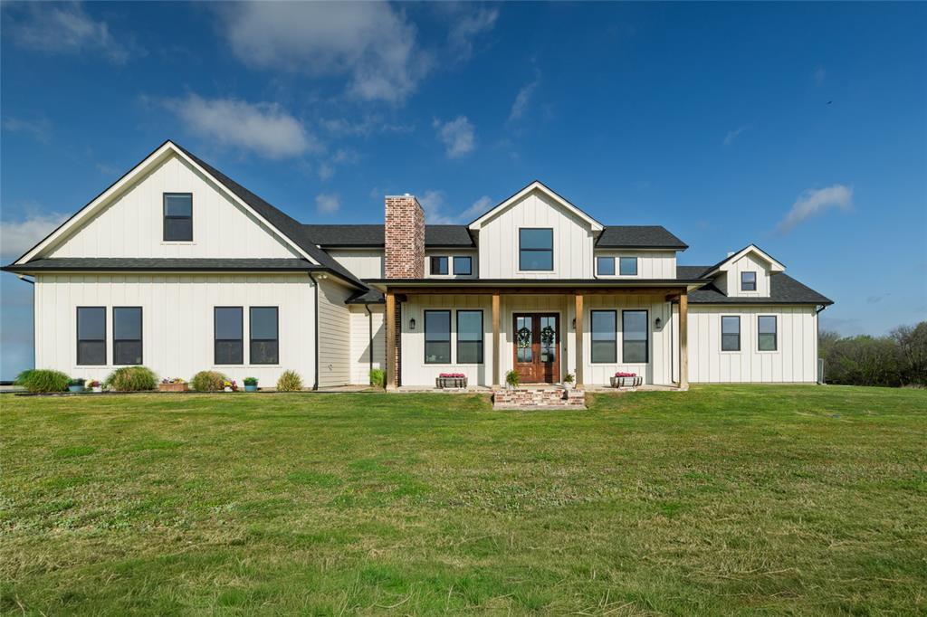 338 County Road 4223 Decatur, TX 76234 - Photo 1 of 37