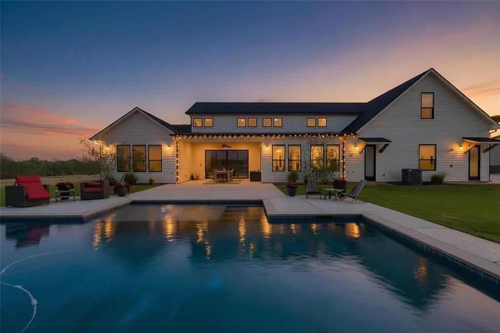 338 County Road 4223 Decatur, TX 76234 - Photo 2 of 37