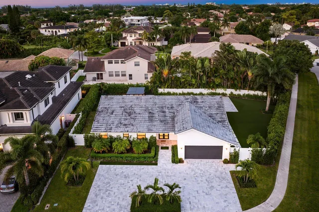 $2,195,000 | 22233 Hollyhock Trail, Boca Raton, FL 33433