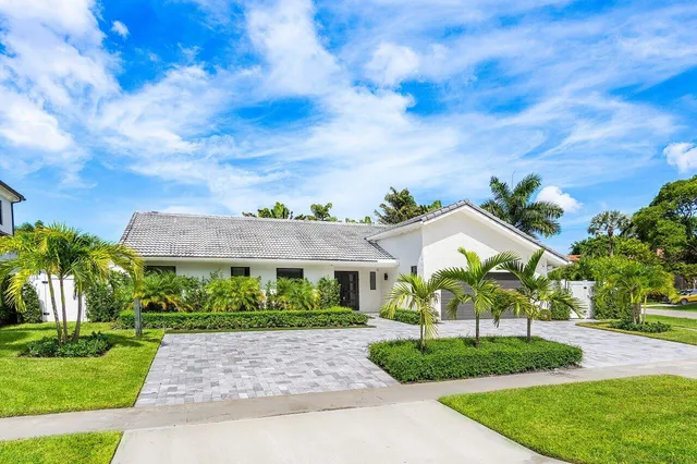 $2,195,000 | 22233 Hollyhock Trail, Boca Raton, FL 33433
