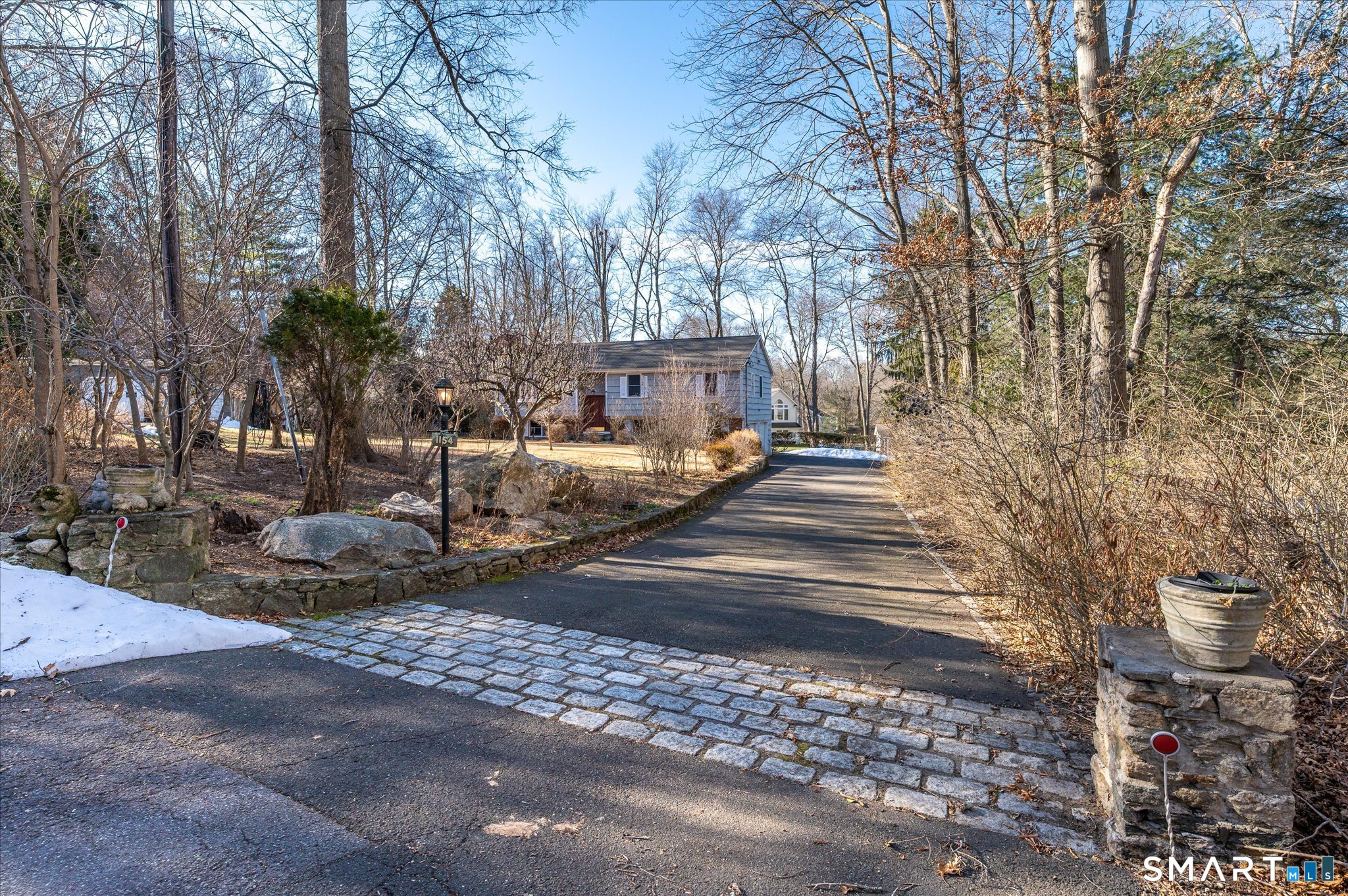 1154 Stillwater Road Stamford, CT 06902 - Photo 3 of 36