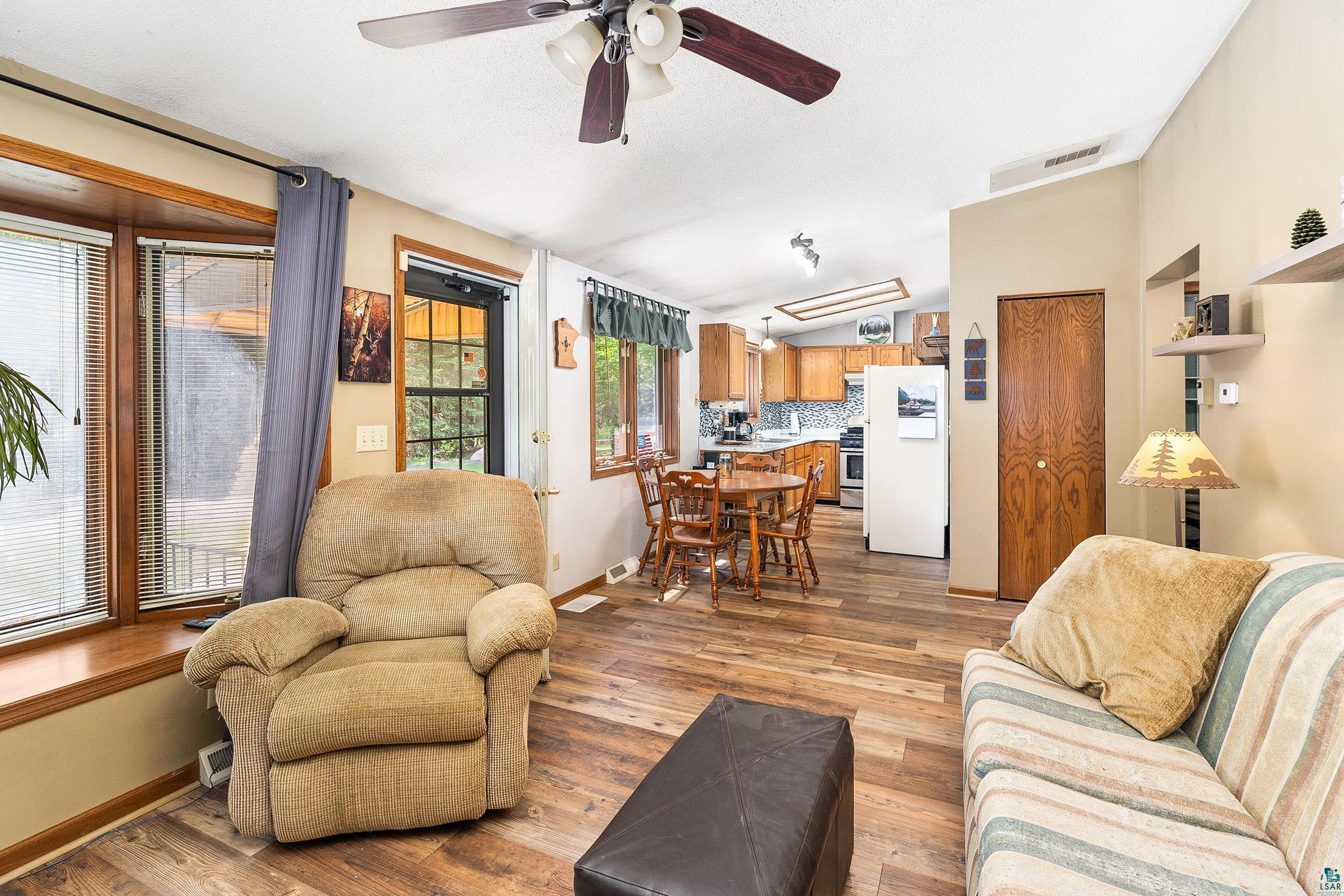 6579 Locust Road Duluth, MN 55803 - Photo 4 of 50