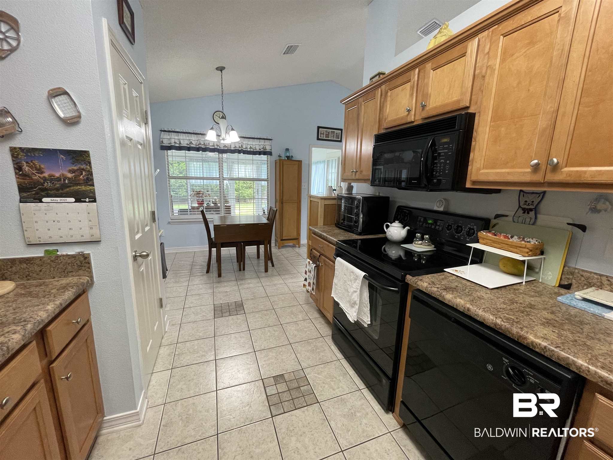 2672 Hampton Park Circle Foley, AL 36535 - Photo 11 of 31 Gallery Image 11