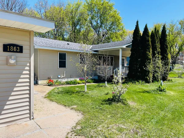 $330,000 | 1863 164th Lane Northeast, Ham Lake, MN 55304
