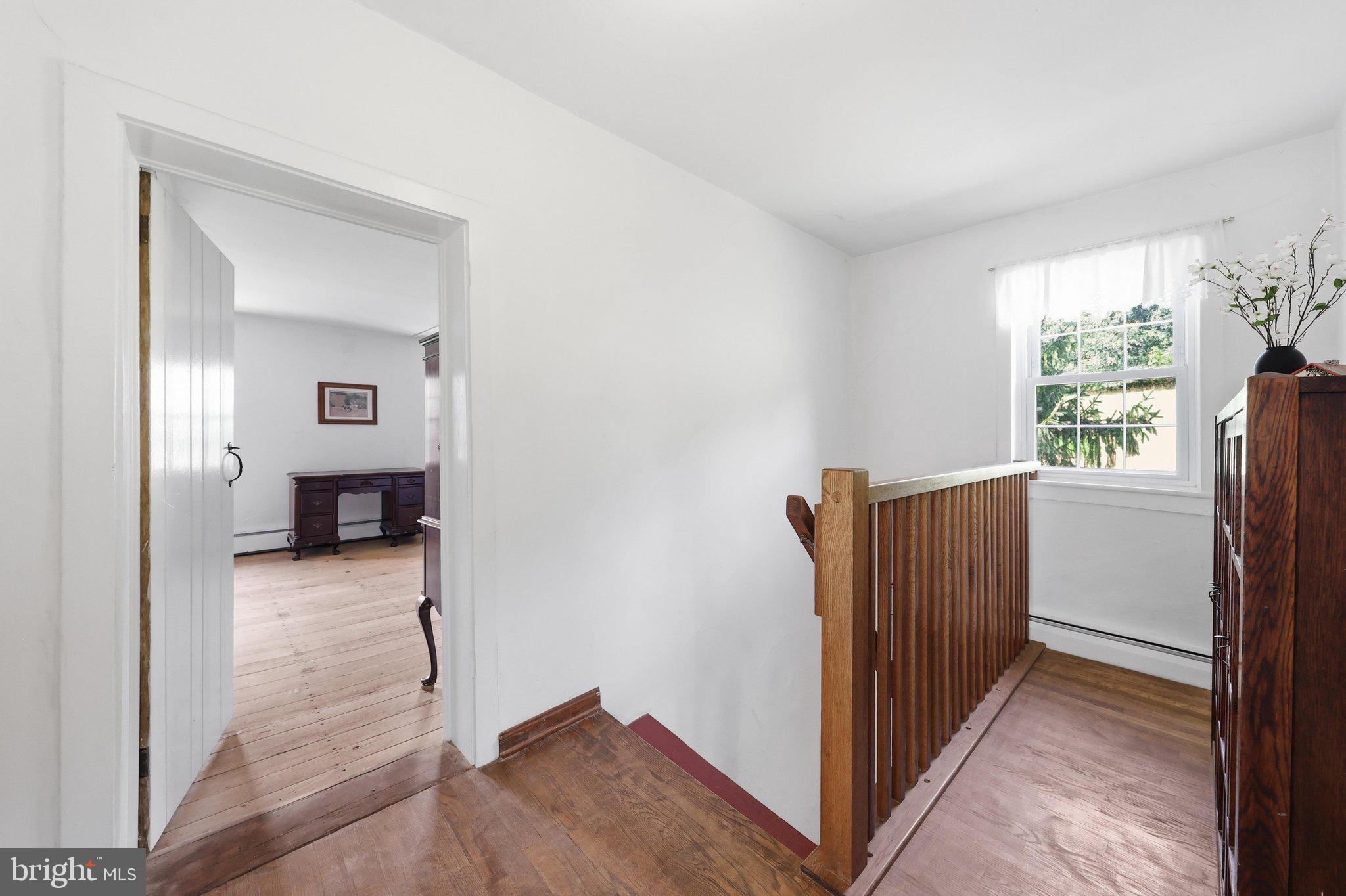 11801 Warner Road Keymar, MD 21757 - Photo 31 of 71 Upstairs Landing
