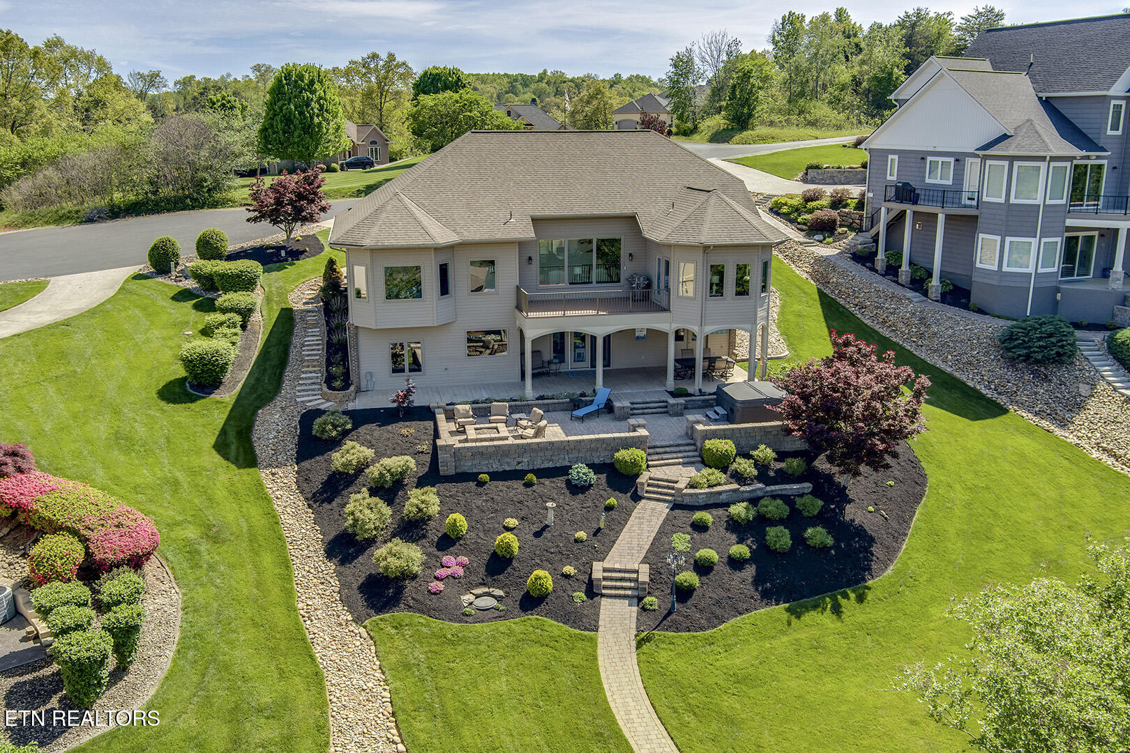 113 Shawnee Point Loudon, TN 37774 - Photo 2 of 48 55_113 Shawnee Point_BackElevated