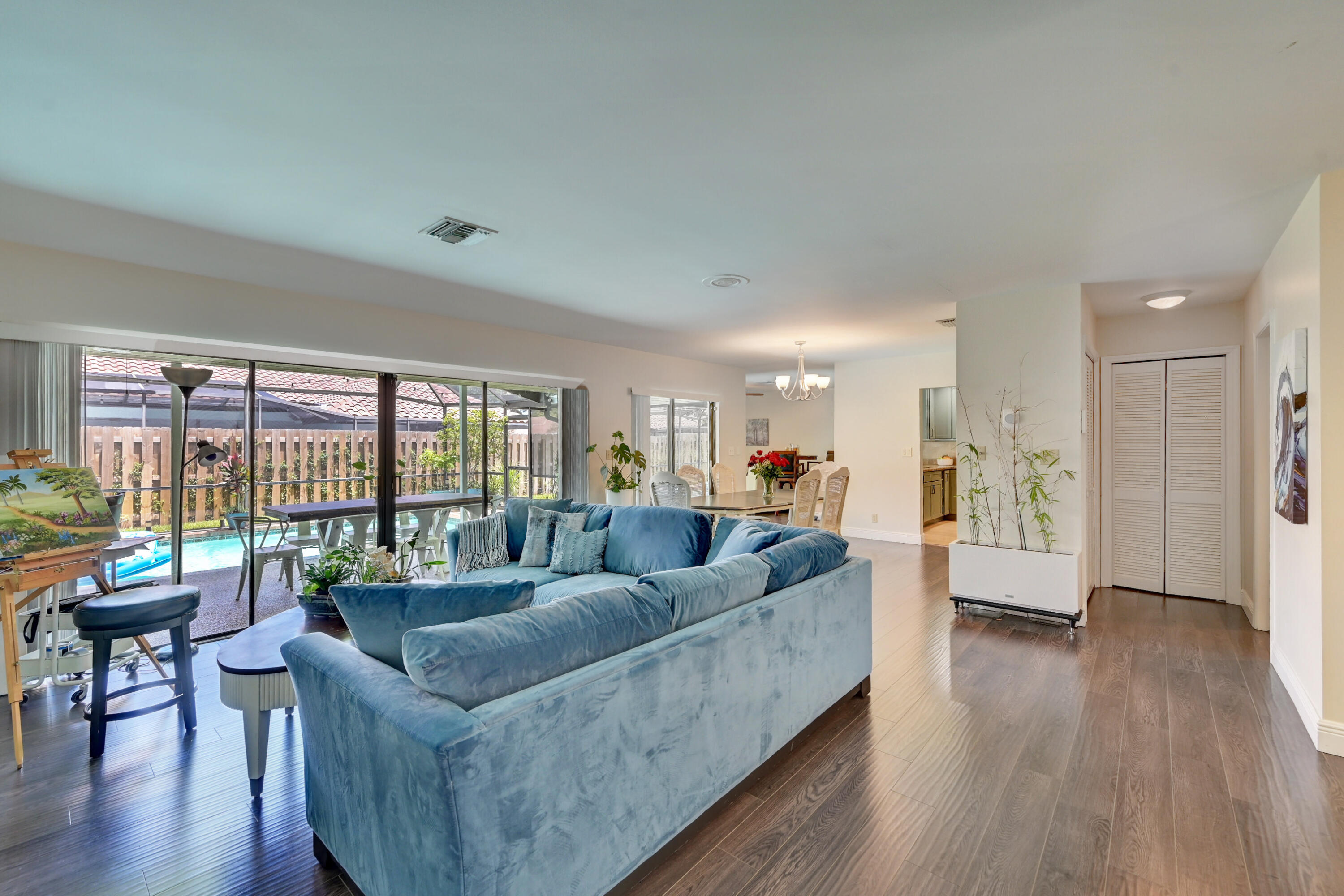 6833 Bianchini Circle Boca Raton, FL 33433 - Photo 6 of 38 LIVING ROOM