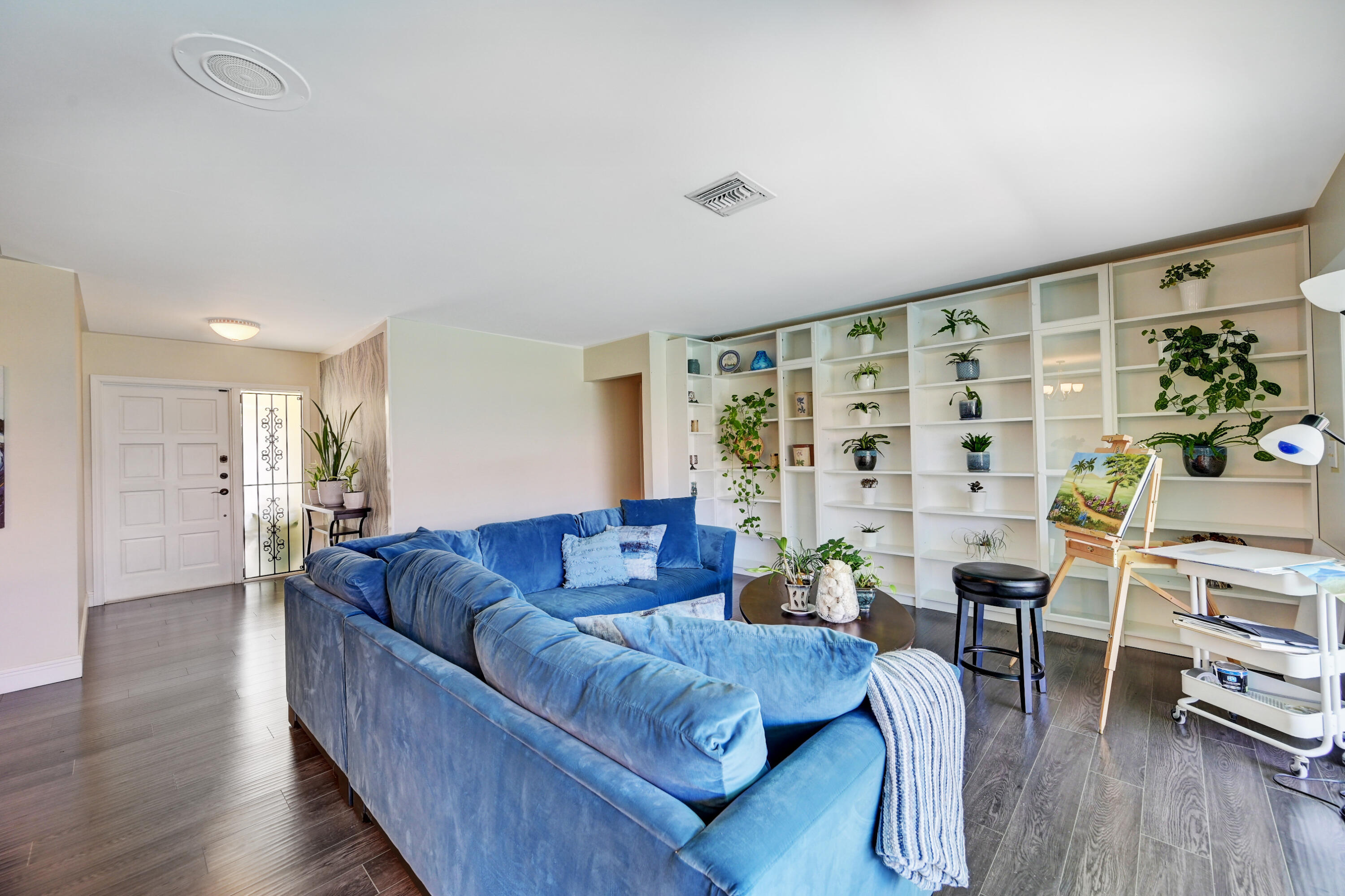 6833 Bianchini Circle Boca Raton, FL 33433 - Photo 7 of 38 LIVING ROOM