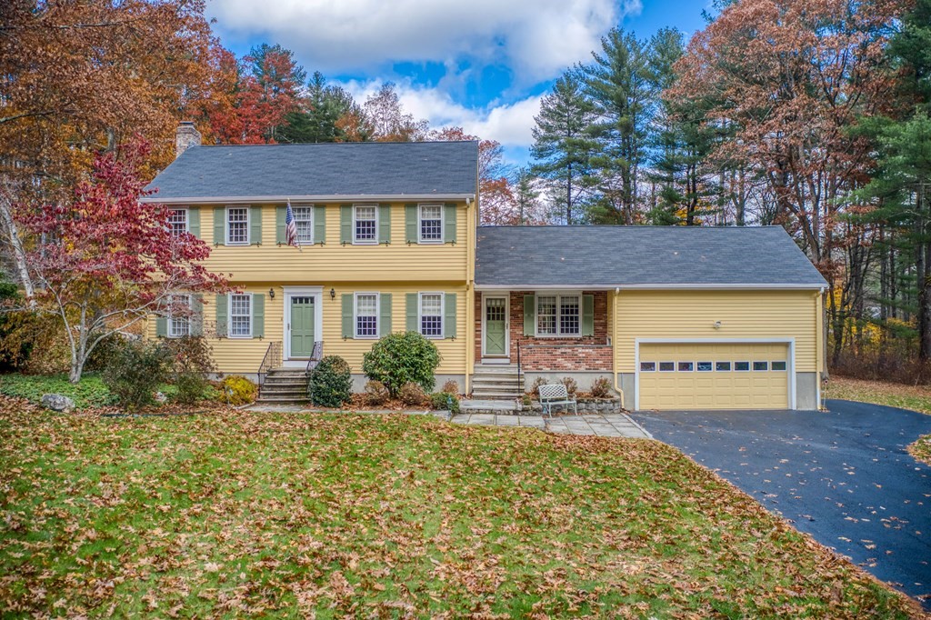 33 Gould Road Bedford, MA 01730 - Photo 1 of 39 Gallery Image 1