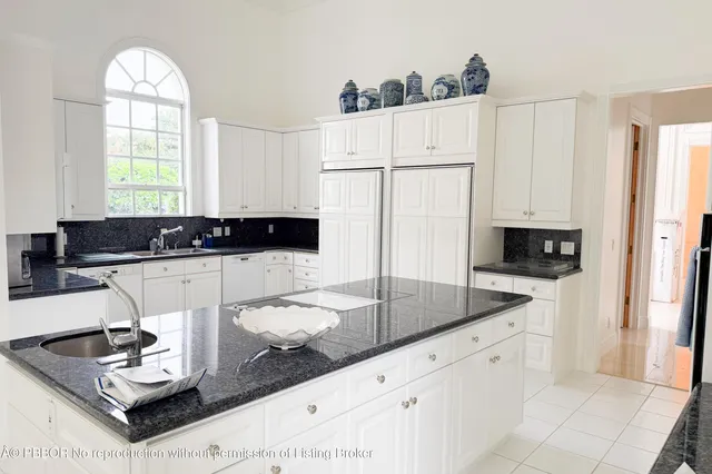 $150,000 | 1494 North Lake Way, Palm Beach, FL 33480