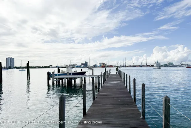 $150,000 | 1494 North Lake Way, Palm Beach, FL 33480