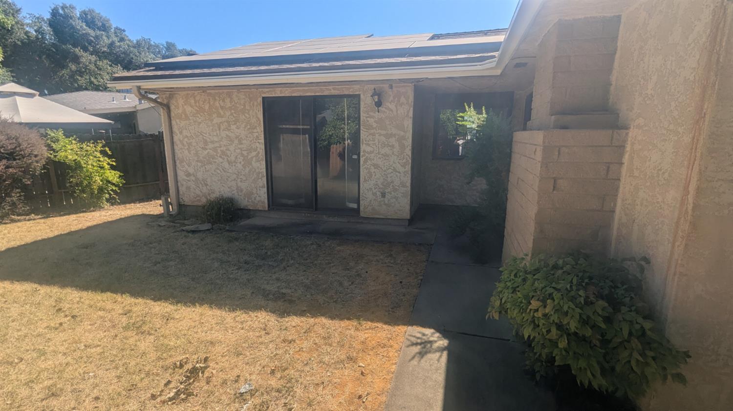 6851 Albury Street Citrus Heights, CA 95621 - Photo 21 of 22 a view of a small house with backyard