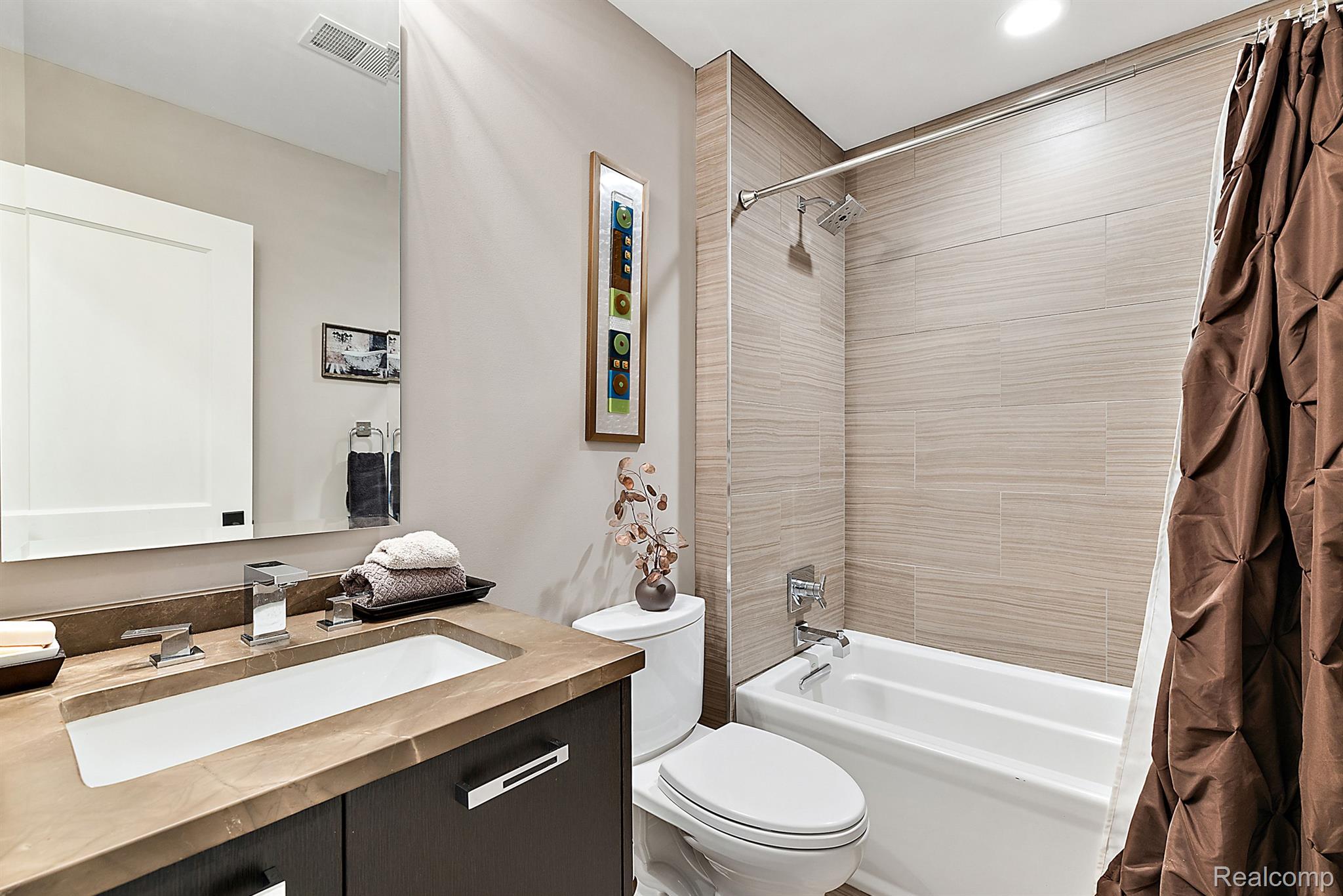 1185 Manchester Road Birmingham, MI 48009 - Photo 28 of 74 Gallery Image 28