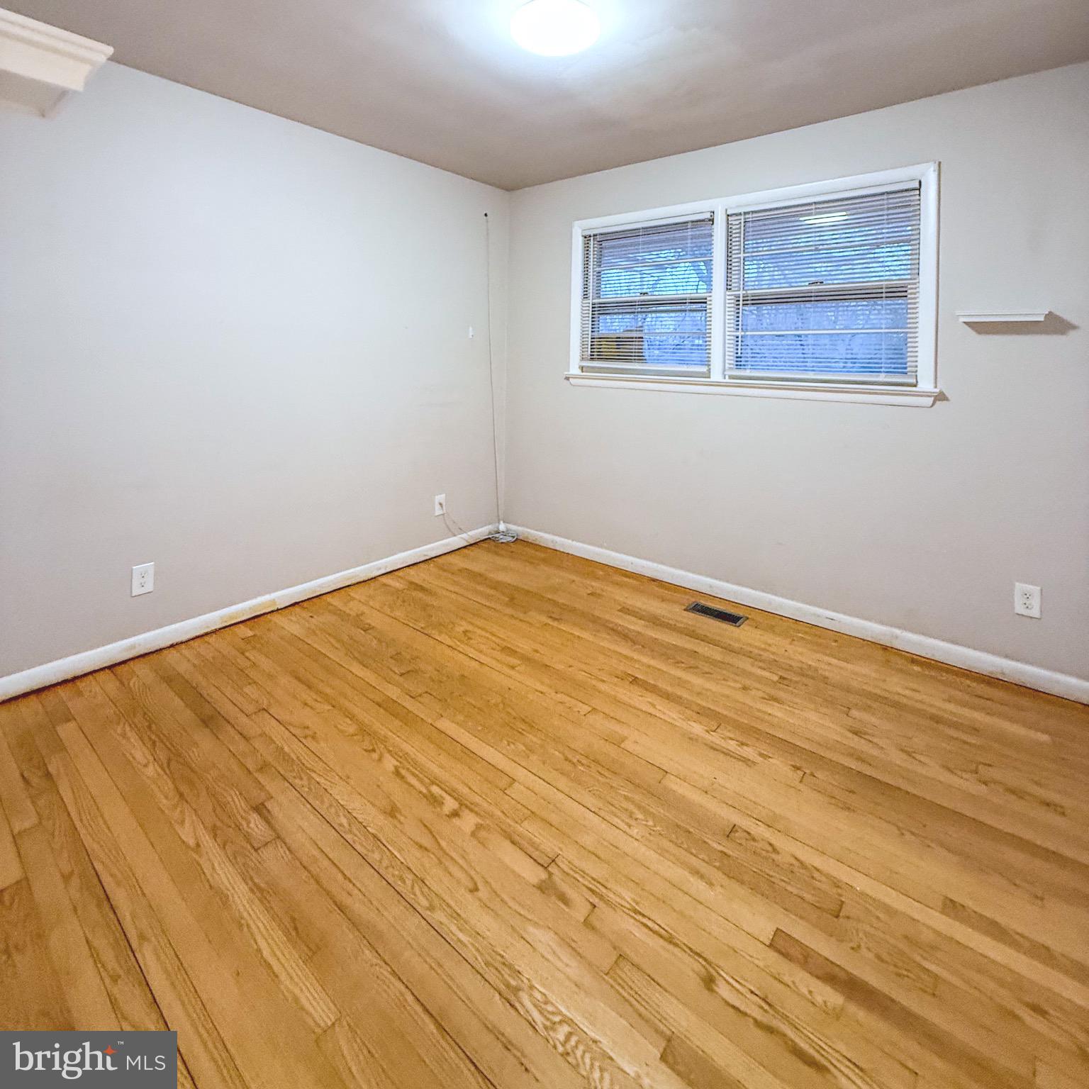 8305 Fort Foote Road Fort Washington, MD 20744 - Photo 15 of 31 Gallery Image 15