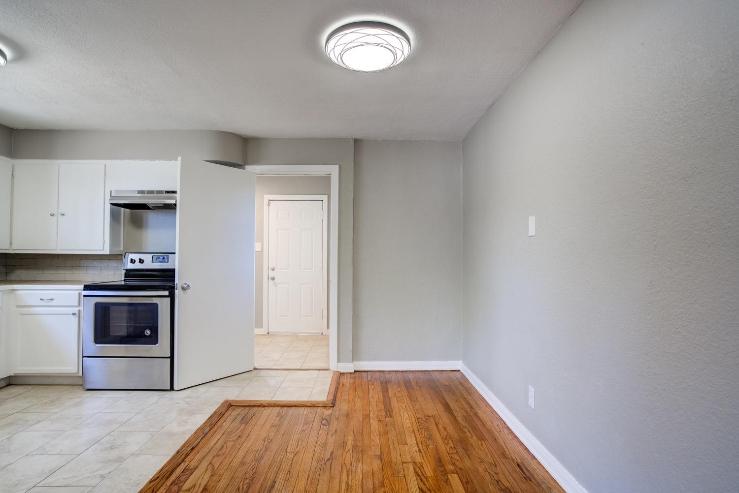 3320 27th Street Lubbock, TX 79410 - Photo 18 of 27 Photo 18