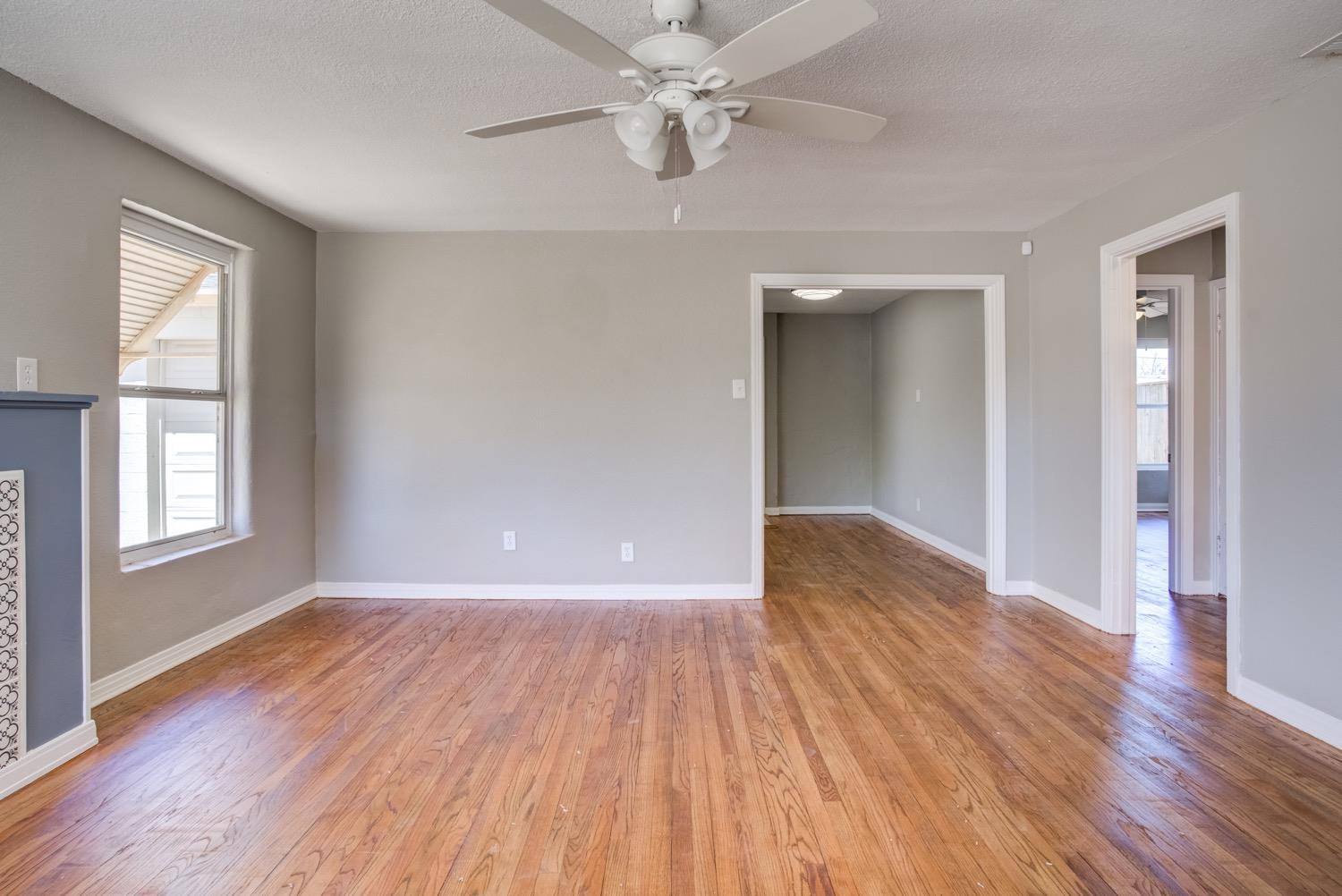 3320 27th Street Lubbock, TX 79410 - Photo 5 of 27 Photo 5