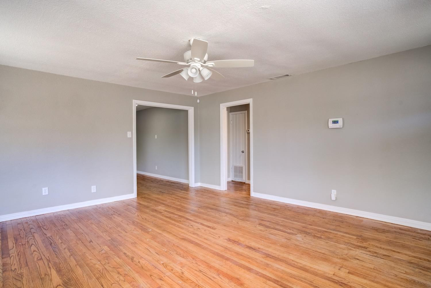 3320 27th Street Lubbock, TX 79410 - Photo 6 of 27 Photo 6