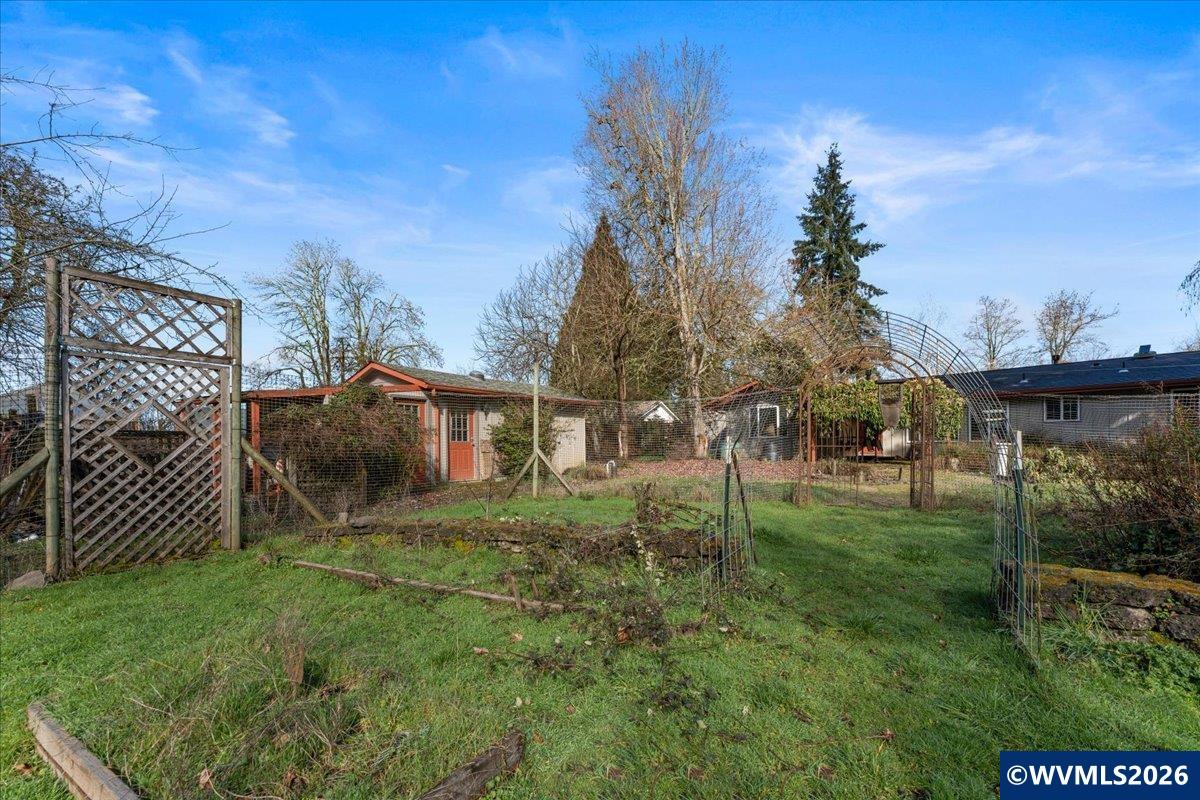 6786 Rochester Street Northeast Salem, OR 97305 - Photo 39 of 44 Gallery Image 39