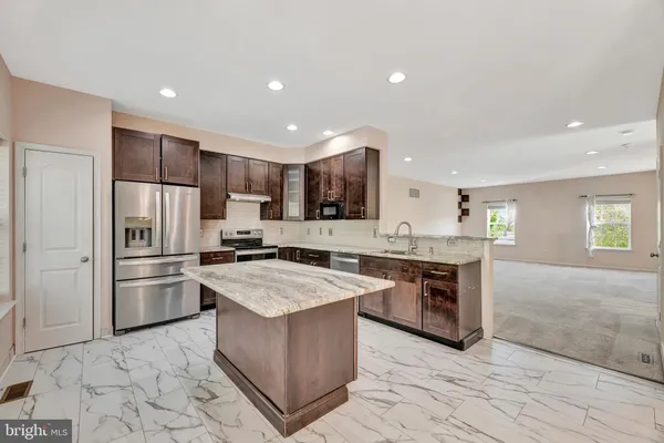 $2,500 | 502 Jacobsen Drive, Newark, DE 19702