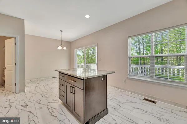 $2,500 | 502 Jacobsen Drive, Newark, DE 19702