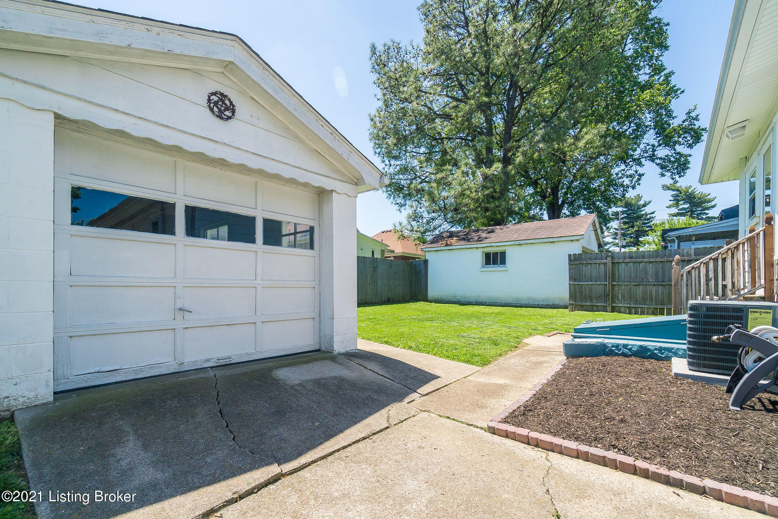 810 Reading Road Louisville, KY 40217 - Photo 44 of 46 810 Reading Rd-13