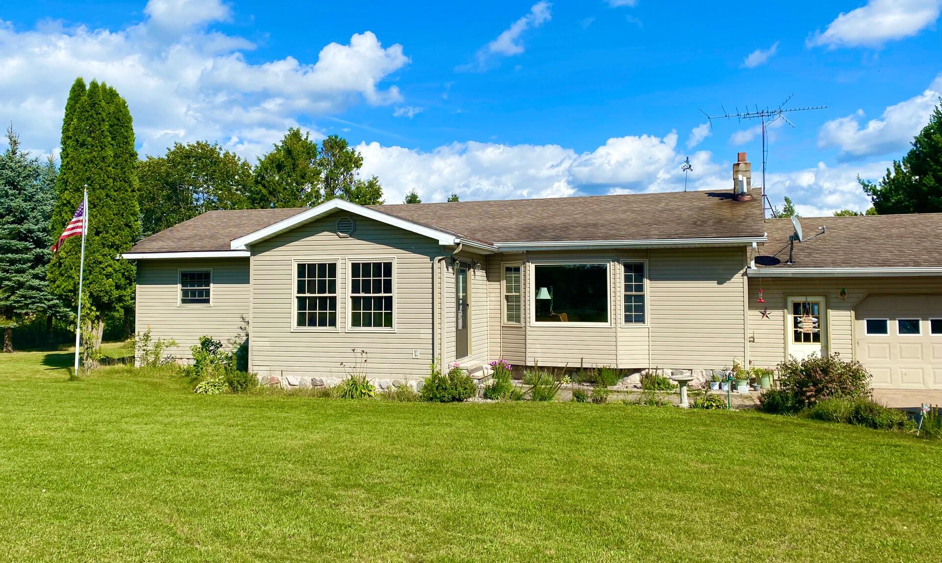 15465 South Kinross Road Kinross, MI 49752 - Photo 5 of 63 Gallery Image 5