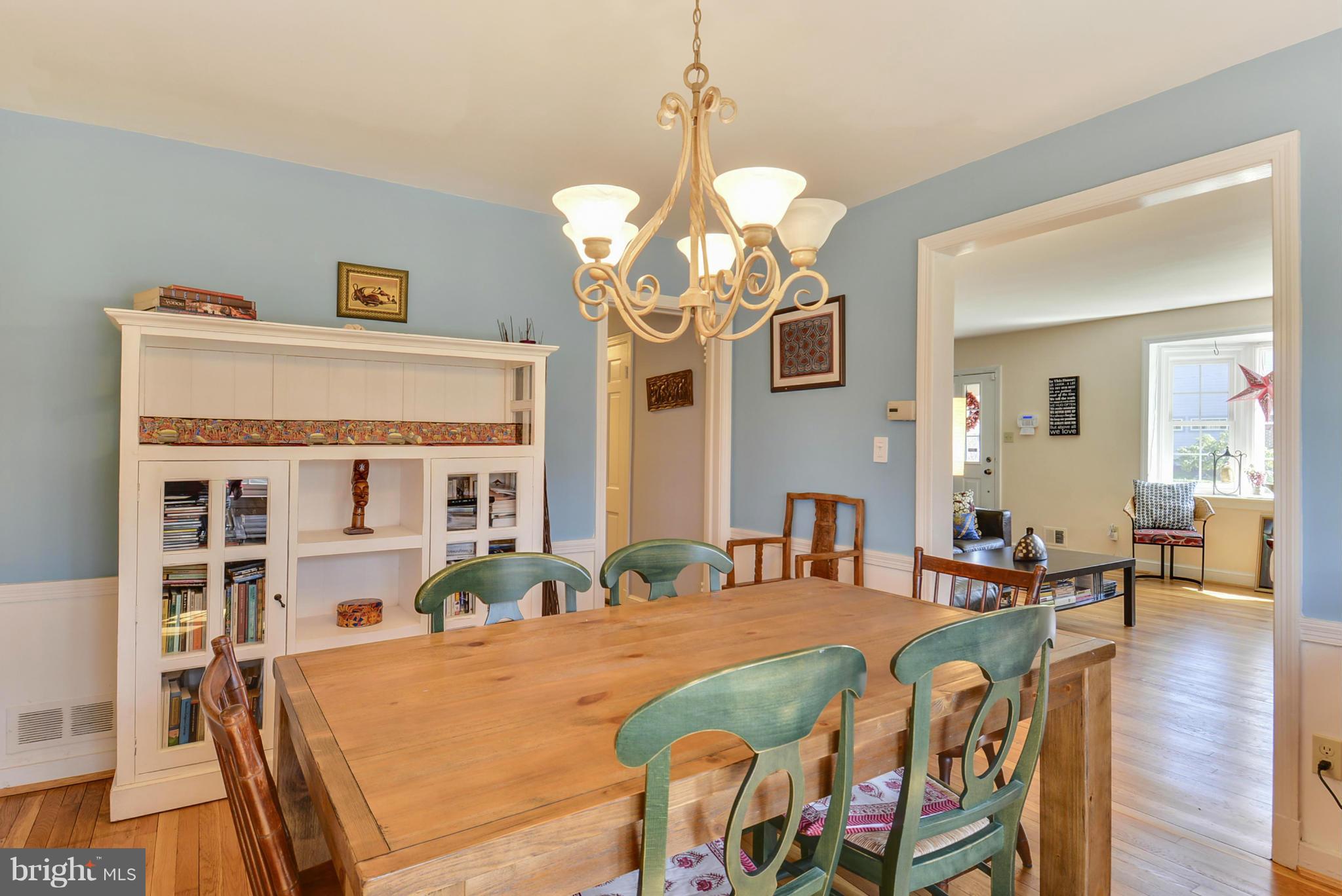 8900 Bradford Road Silver Spring, MD 20901 - Photo 5 of 26 Dining Room