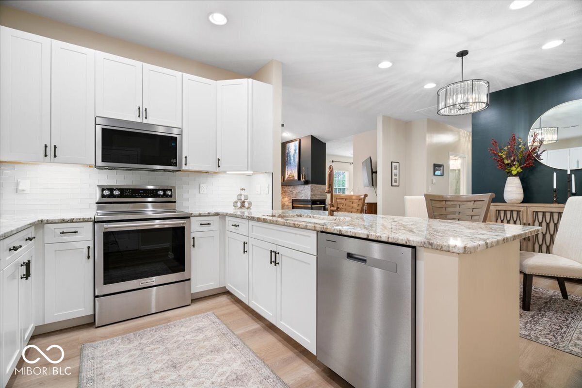 9986 Donavan Lane Fishers, IN 46038 - Photo 12 of 28