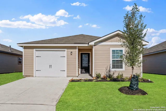 $219,900 | 2910 Forsyth Canyon, Converse, TX 78109