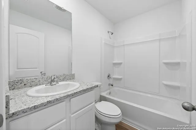 $219,900 | 2910 Forsyth Canyon, Converse, TX 78109