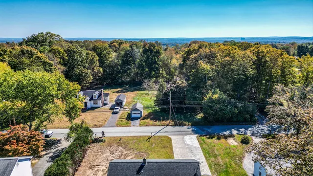 $65,000 | 242 Browning Road, Norwich, CT 06360