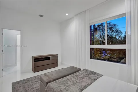 $1,050,000 | 1801 Northeast 13th Street, Unit 1829, Fort Lauderdale, FL 33304