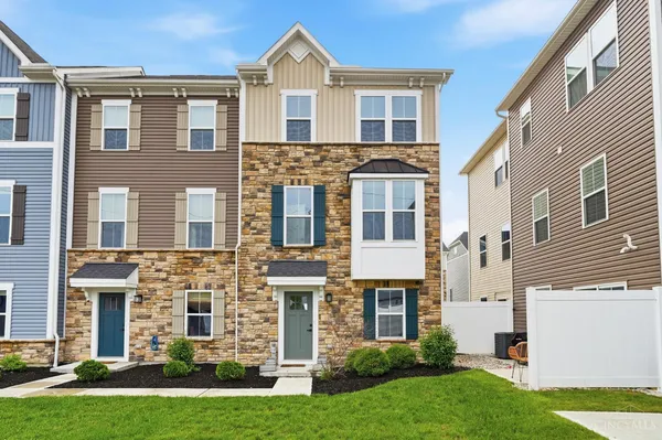 $2,800 | 9 Wentworth Lane, Deer Park, OH 45236
