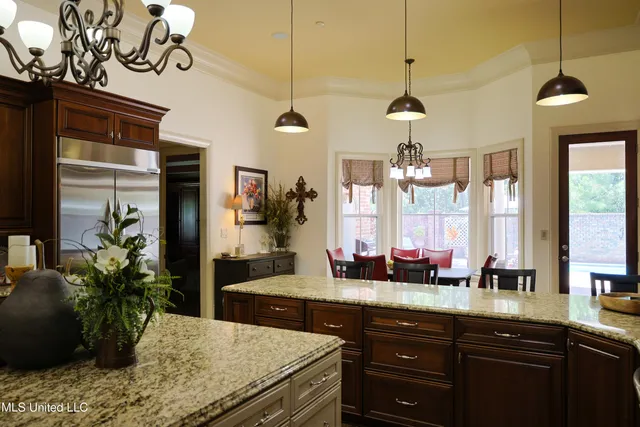 $649,000 | 68 Southbrook Lane, Brookhaven, MS 39601