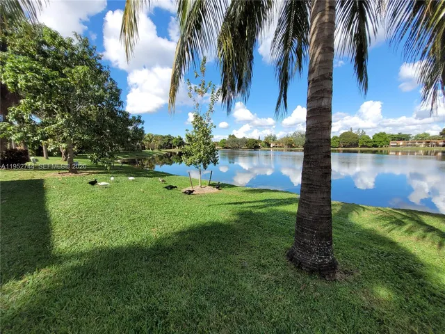 $3,600 | 8351 South Coral Circle, North Lauderdale, FL 33068