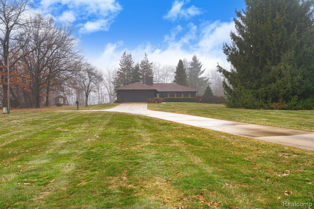 6803 Napoleon Road Jackson, MI 49201 - Photo 3 of 59