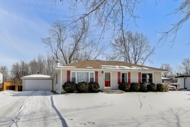 $230,000 | 7517 Montana Street, Merrillville, IN 46410